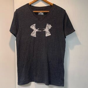 Under Armour V-Neck T-Shirt